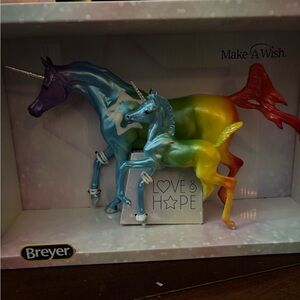 Breyer Make-A-Wish Colorful Unicorn Pair